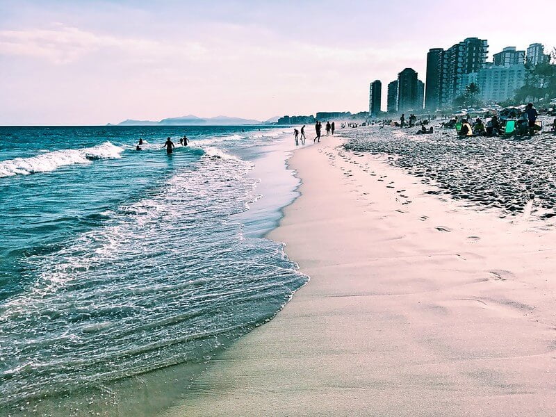 Praia Barra Da Tijuca Opcao Completa De Lazer E Tranquilidade