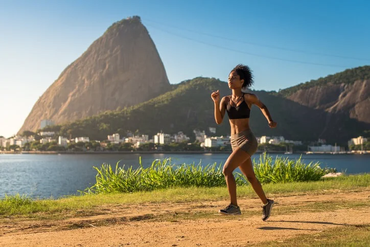 Mulher correndo Rio de Janeiro