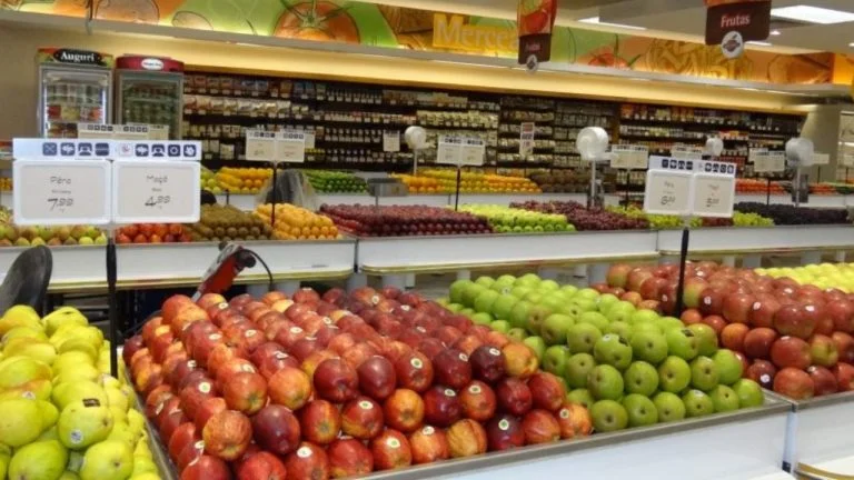Conheça as Lojas Hortifruti Leblon
