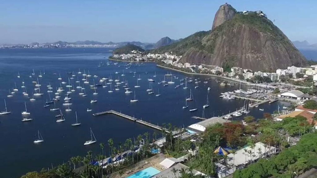 Como chegar até Iate Clube do Rio de Janeiro em Urca de Ônibus ou