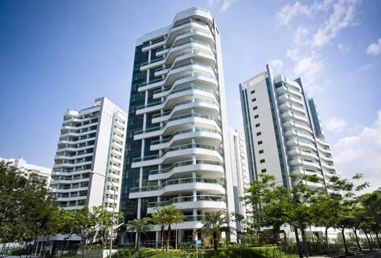 Residencial na Avenida das Acácias: FontVieille Península RJ