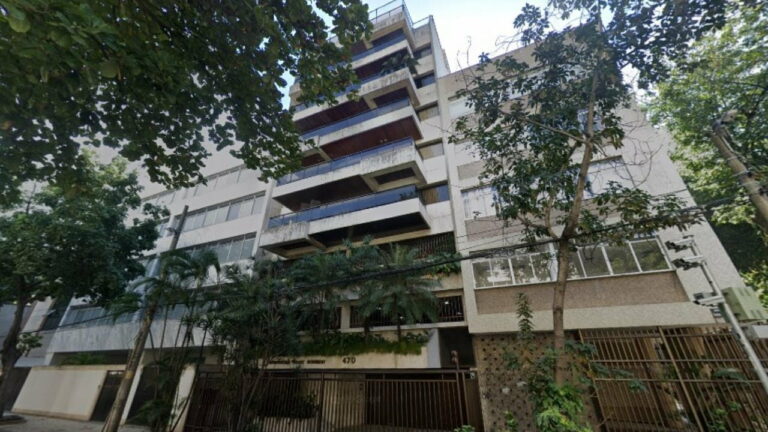 Condomínio com área de lazer no Leblon: Edifício Franz Schubert 470