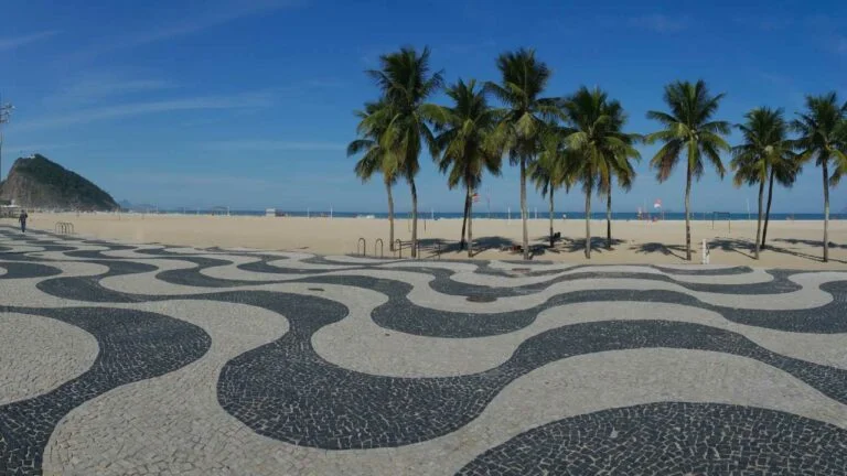 Calçadão de Copacabana – Guia para um passeio perfeito no Rio
