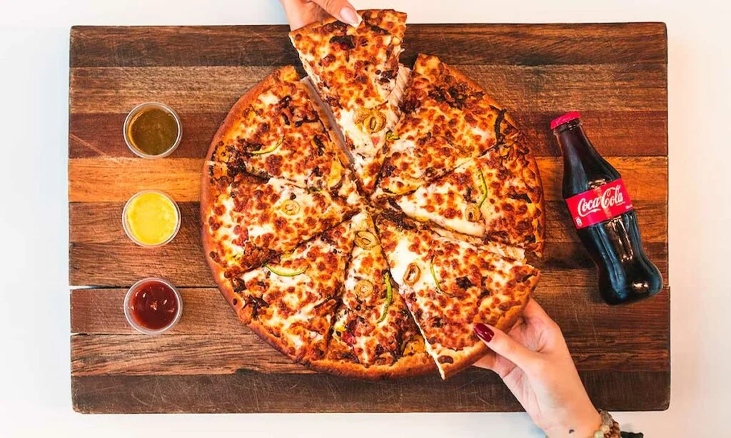 Pizza com Coca Pizzaria Barra da Tijuca Rio de Janeiro