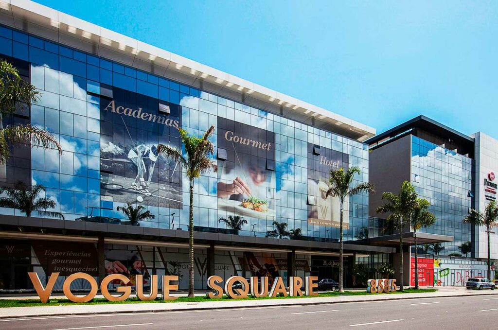 Barra Square Shopping Center