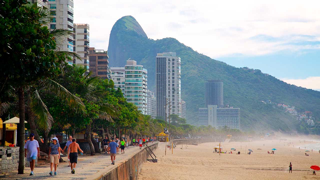 Banhistas São Conrado Rio de Janeiro