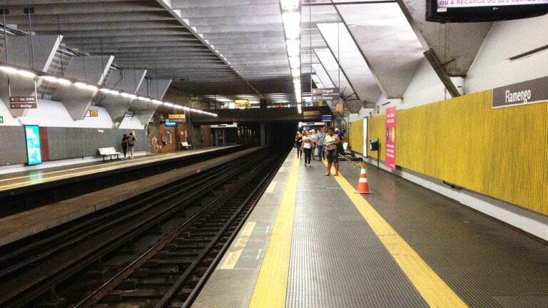 Estação de Metrô Flamengo